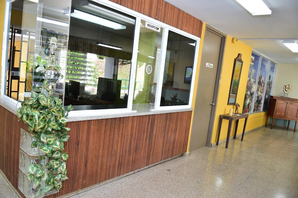 Hostal Universitario San German Exterior photo